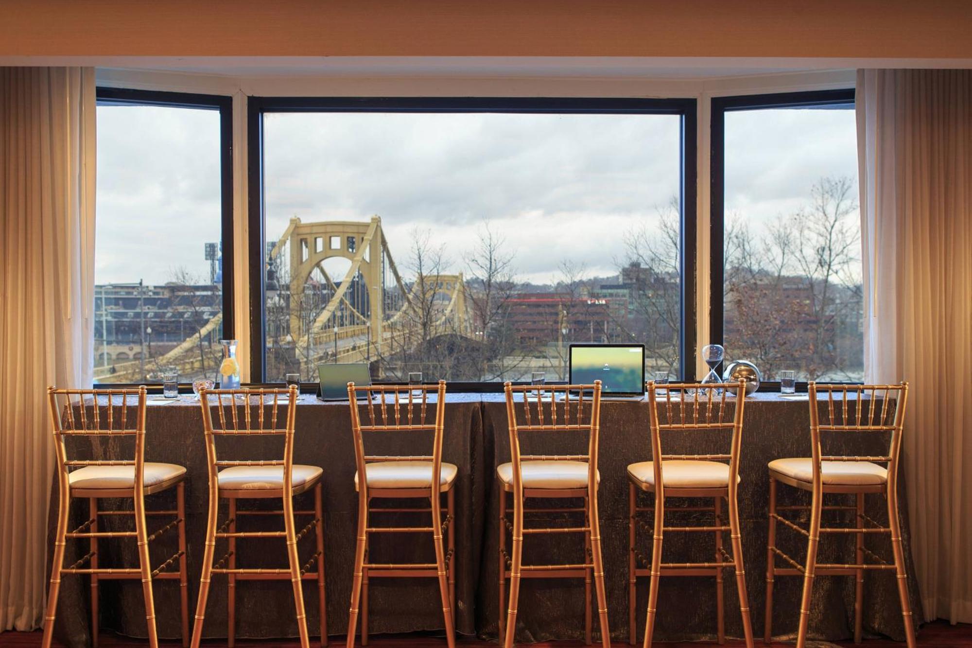 Renaissance Pittsburgh Hotel Экстерьер фото